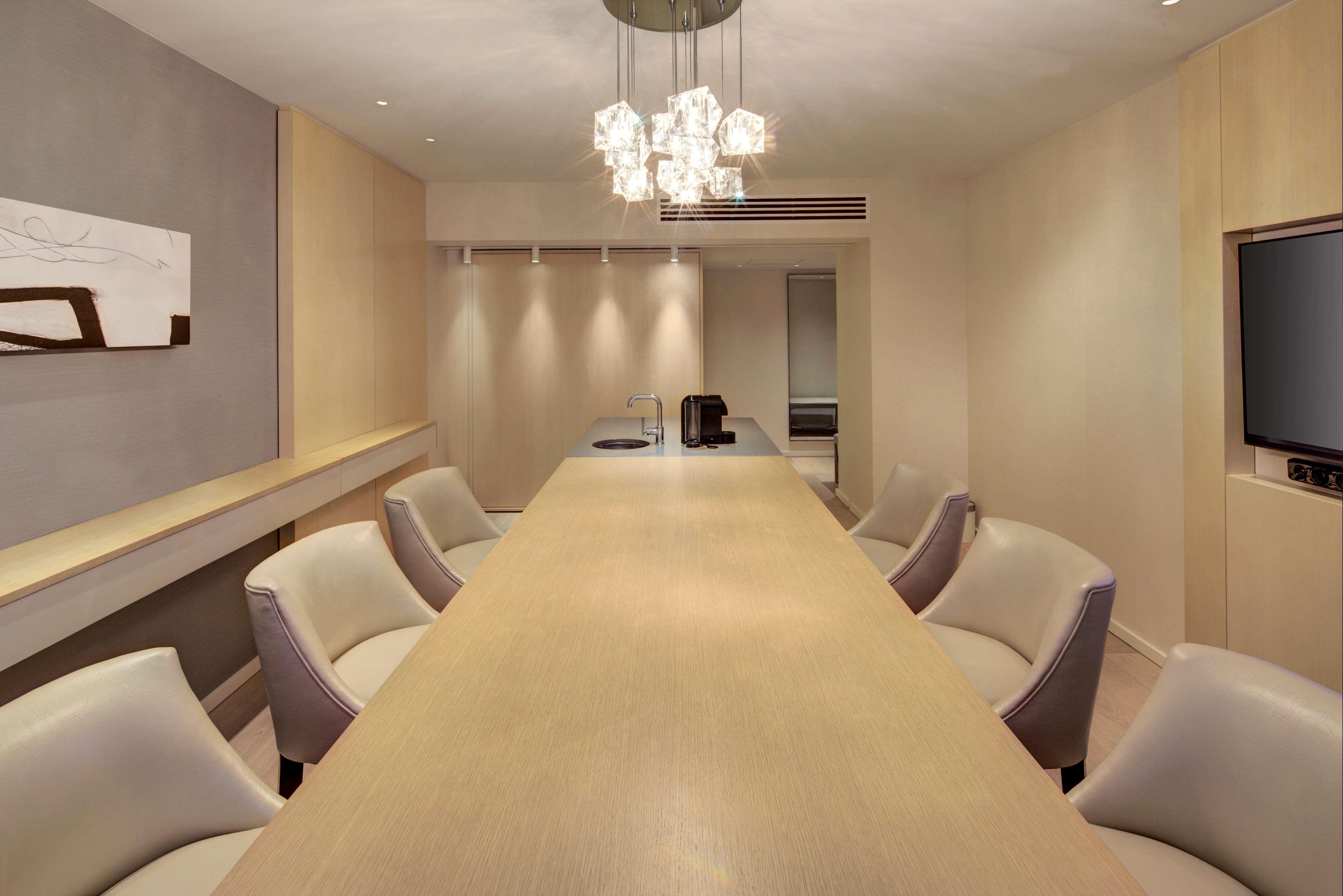 Hyatt Regency Città del Messico Esterno foto A meeting room at the Hong Kong Convention and Exhibition Centre
